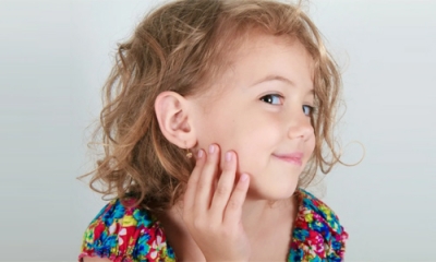 Прокол ушей (Колпино, Шушары) – новая услуга в детском медицинском центре «Феникс-Мед»
